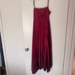 Abercrombie & Fitch Ombre Red to Burgundy Pleated Maxi Dress